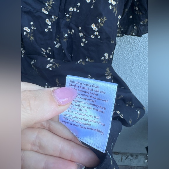 Christy Dawn Mischa Dress in Noir Dancing Chamomile - Picture 14 of 15